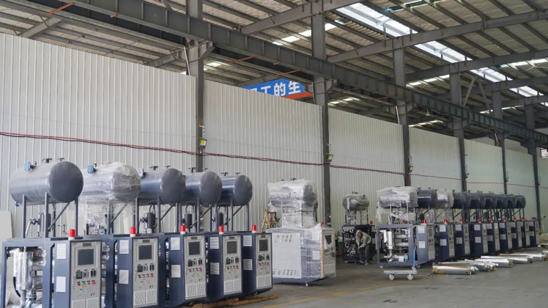 XPS挤塑板如何选择模温机？