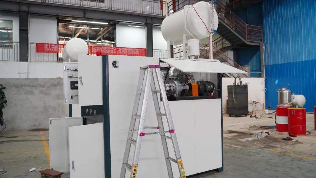 导热油锅炉是用电还是用天然气？中能帮你分析原因！