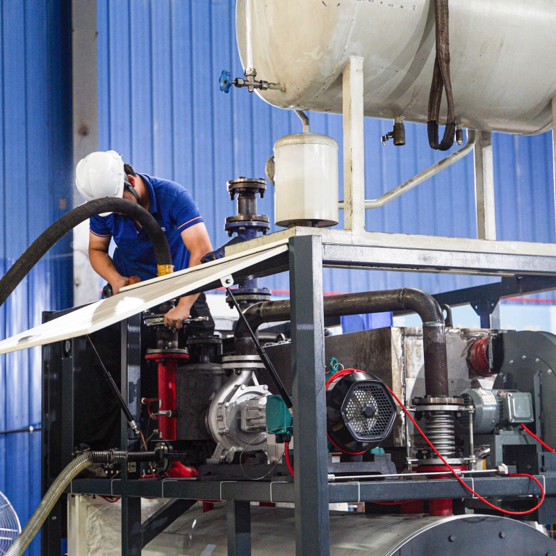 橡胶压延机辊筒恒温专用模温机：橡胶制品行业的恒温专家！